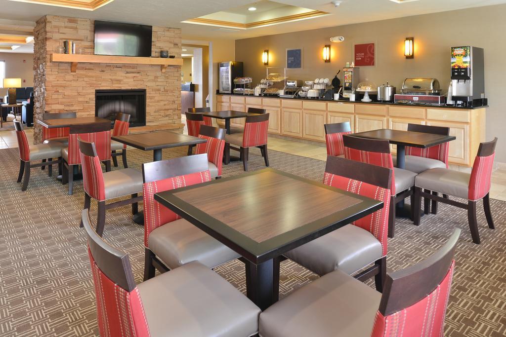 コンフォート イン エバンズヴィル キャスパー Evansville エクステリア 写真